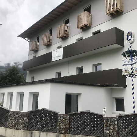Falken Horst Lienz Buitenkant foto