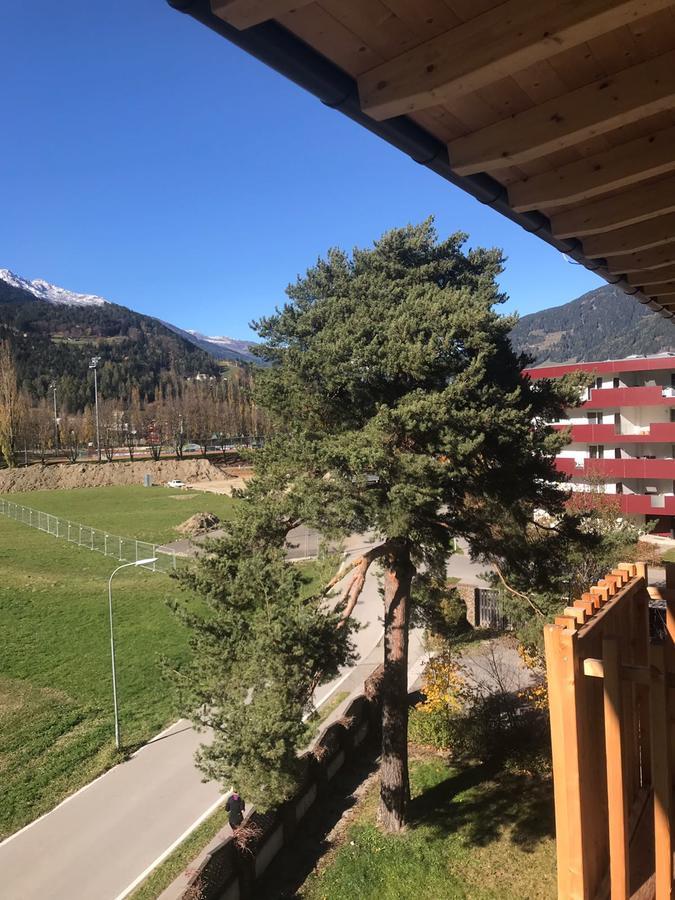 Falken Horst Lienz Buitenkant foto